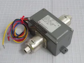 J27KB-150 UNITED ELECTRIC Pressure Switch