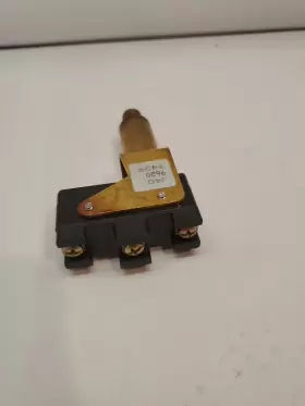 J40-9620-9439 UNITED ELECTRIC Switch #2