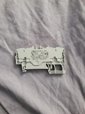 2002-1401 WAGO Din Rail Mount Terminal Block Pos