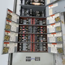 FY48384 WESTINGHOUSE Fdp Fused Panel Switch Board #3