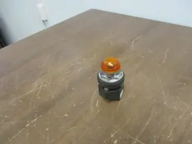 PB1T2R WESTINGHOUSE Indicating Light Amber