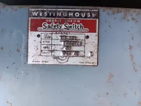 XU-322 WESTINGHOUSE Double Throw Safety Switch #2