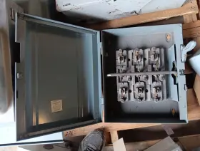XU-322 WESTINGHOUSE Double Throw Safety Switch #3