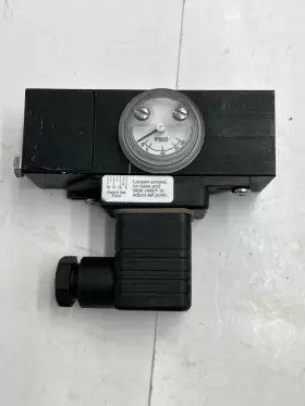 166070020 YARDNEY Pressure Differential Switch #2