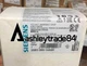 1PCS NEW Siemens 3SB3000-1AA20 Emergency stop button switch
