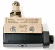 New Omron ZC-Q2255 Miniature Enclosed Limit Switch, Panel Mount Roller Plunger 