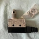 Omron SHL-Q2155-01 Limit Switch SHLQ215501 New One