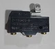 OMRON Z-15GW22-B 1NO + 1NC Hinge Roller Lever Micro Action Switch