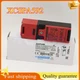 New for SCHNEIDER TELEMECANIQUE XCSPA592 XCS-PA592 Safety Interlock Switch