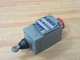 Square D 9007-B51D Limit Switch w/Roller Head 9007B51D