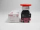 QTY:2 New For IDEC AVW401R Pushbutton Switch #AT