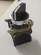SCHNEIDER ELECTRIC XB4BD25 2 Pos. Selector Switch Spring Return 1NO 1NC