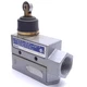 Honeywell B2E6-2RN807 Roller Arm Plunger Limit Switch SPDT, 1/2in NPT, 2A 600VAC
