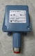 💥NEW UNITED ELECTRIC 15 AMP PRESSURE SWITCH 480 VAC 10-100 PSI H100-191 95310