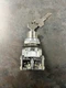 NEW ALLEN BRADLEY KEYED SELECTOR SWITCH 800T-J44KH4EGXX