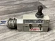 Omron ZE-Q22-2S Plunger Type Roller Limit Switch #128N143