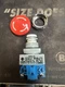 IDEC 22mm Emergency-Stop AVW411-R E-stop Pushbutton