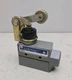 Honeywell BZE6-2RN2 Enclosed Limit Micro Switch Roller Arm Plunger New
