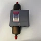 Johnson Controls P74JA-2C Penn Series P74 Differential Pressure Control, Floatin