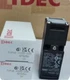 1PC NEW IDEC Safety switch HS5B-02B