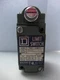 Nice Square D 9007 B53A2 Limit Switch 600 Volts Series B