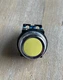 FUJI ELECTRIC AR30F0R YELLOW PUSH BUTTON 250V 6A