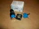 Siemens Keyed Selector Switch 3SB3 000-3BG01 NEW IN BOX
