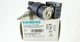 Siemens 3SB3000-4SD61-Z key switch lock drive CES keyed selector switch