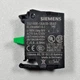 Siemens 3SU1400-1AA10-3BA0 Contact Block, SPST-NO, Screw Terminal Front Mounting