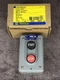 Square D 9001BW240 Push Button Control Station NOS New In Box