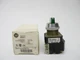 ALLEN BRADLEY 800T-16JG2KB7AX SER. U 120V (WH) NSMP