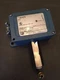 J6-272 United Electric Controls Pressure Switch