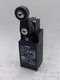 Omron Limit Switch D4N-1120 25mohm Roller Lever Screw 250V Class II