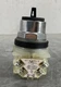 SQUARE D 9001SKS44BH2 SELECTOR SWITCH KNOB 10 A 600VAC 30mm NEW