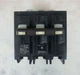 B330HH - SIEMENS 30A AMP 3P POLE 65kA@240V BOLT ON CIRCUIT BREAKER CHIPPED