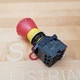 Sprecher + Schuh D7P-MT44PX12 Twist To Release E-Stop, Non-Illuminated 2 NC 1 NO