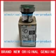 Original ZB4BW333 Schneider green illuminated pushbutton head &Oslash;22 spring return