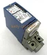 1PC NEW Schneider XML-B035A2S11 Limit Switch