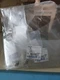 1PC   new Schneider  Telemecanique ZCE10