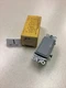 Hubbell  HBL2121GY  Gray Switch