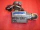 QTY (1) BZE6-2RN194 MICRO SWITCH SNAP-ACTION LIMIT SWITCH USED