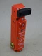 Allen-Bradley Guardmaster Locking Solenoid Switch 24V AC/DC, 440G-MT47047