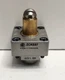NEW NO BOX! TELEMECANIQUE TOP PLUNGER ROLLER LIMIT SWITCH HEAD ZCKE67