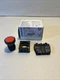 Siemens 3SB3 201-0AA21 Drucktaster Push Button Red Round Plastic Flat Bottom