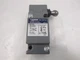 Telemecanique Sensors Limit Switch 9007C54F Heavy Duty Side Roller Plunger Head