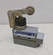 Honeywell BZE6-2RN2 Enclosed Limit Micro Switch Roller Arm Plunger Used