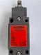 Euchner NZ1RS-3131-M Safety Limit Switch Roller Plunger IP67 Position Switch Met