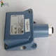 1PCS NEW Original UE pressure switch H100-218